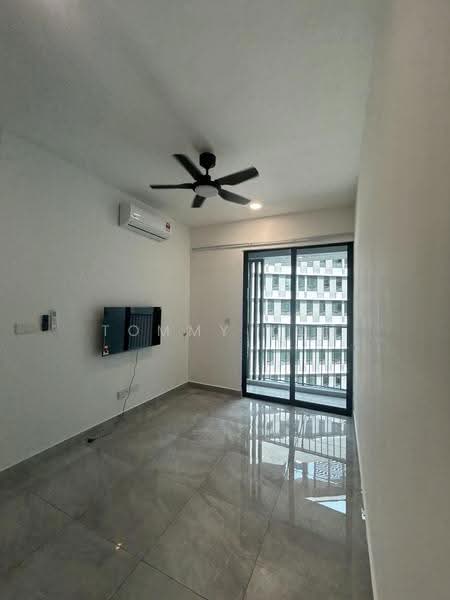 Kediaman Servis untuk Disewa di Ruby Seapark - Tommy Koh - Living Room - PropertyGuru.com.my