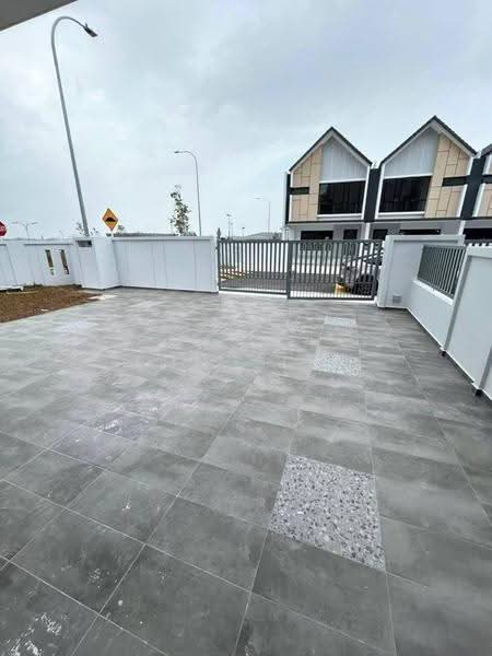 2-storey Terraced House for Sale in Taman Desa Tebrau (Tebrau) - Fong Lik - Exterior - PropertyGuru.com.my