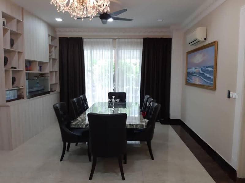 Bungalow House for Rent in Kajang (Selangor) - Aka Lim - Dining Room - PropertyGuru.com.my