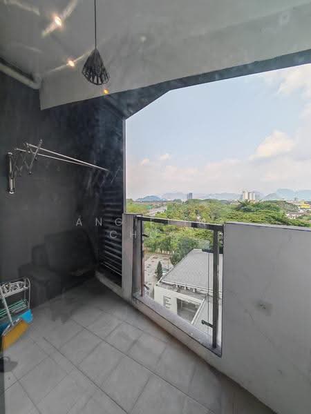 Kondominium untuk Disewa di Oasis - Angielina Chooi - Balcony - PropertyGuru.com.my