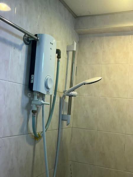 Apartment for Rent at University Place (Plaza Ivory) - Cheau Chie Ooi - Bathroom - PropertyGuru.com.my
