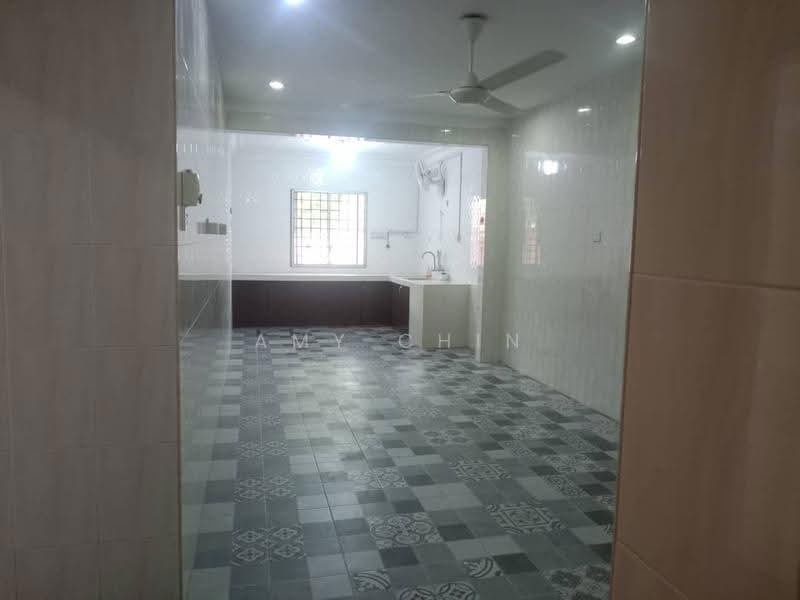 Cluster House for Sale in Taman Putra Perdana (Puchong) - Amy Chin - Kitchen - PropertyGuru.com.my
