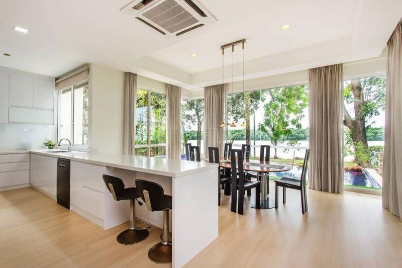 Bungalow House for Sale in Klang (Selangor) - Suen Ng - Kitchen - PropertyGuru.com.my