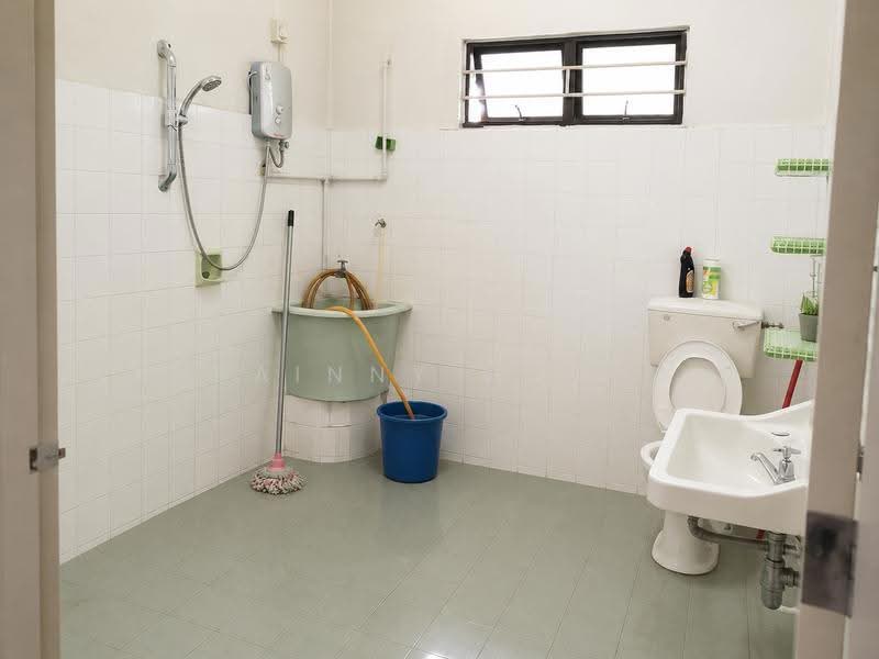 Semi-Detached House for Sale in Pulau Tikus (Penang) - Rainny Wong - Bathroom - PropertyGuru.com.my