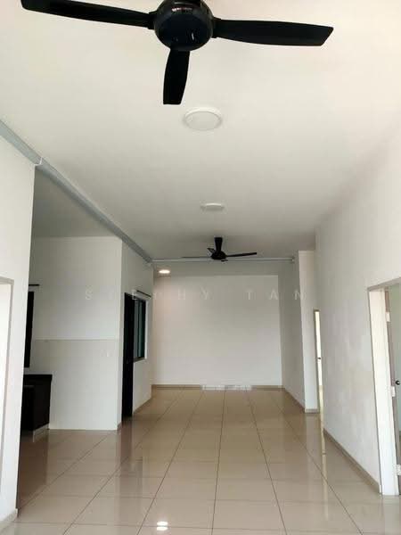 Kondominium untuk Dijual di Prominence - Stephy Tan - Living Room - PropertyGuru.com.my
