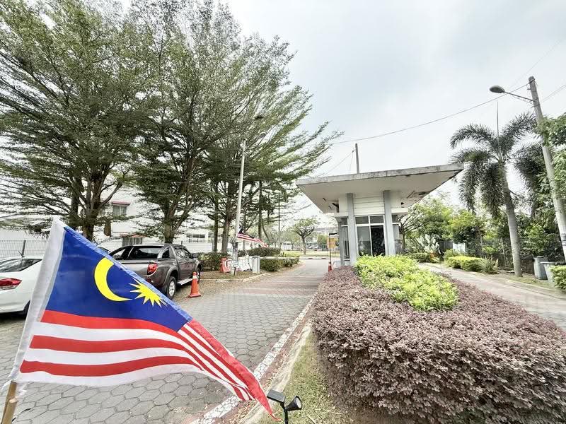 2.5-storey Terraced House for Sale in Bandar Baru Bangi (Selangor) - DJULIA JAMAL - Exterior - PropertyGuru.com.my