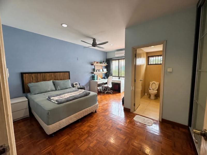 Semi-Detached House for Sale in Taman Tasik Indah Mewah (Batu) - Jasemin Chia - Bedroom - PropertyGuru.com.my