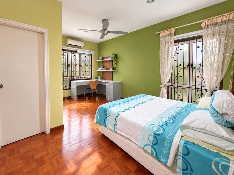 Semi-Detached House for Sale in Taman Tasik Indah Mewah (Batu) - Jasemin Chia - Bedroom - PropertyGuru.com.my