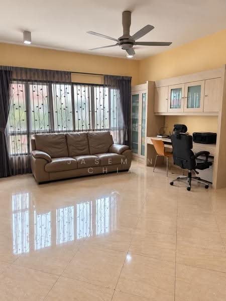 Semi-Detached House for Sale in Taman Tasik Indah Mewah (Batu) - Jasemin Chia - Living Room - PropertyGuru.com.my