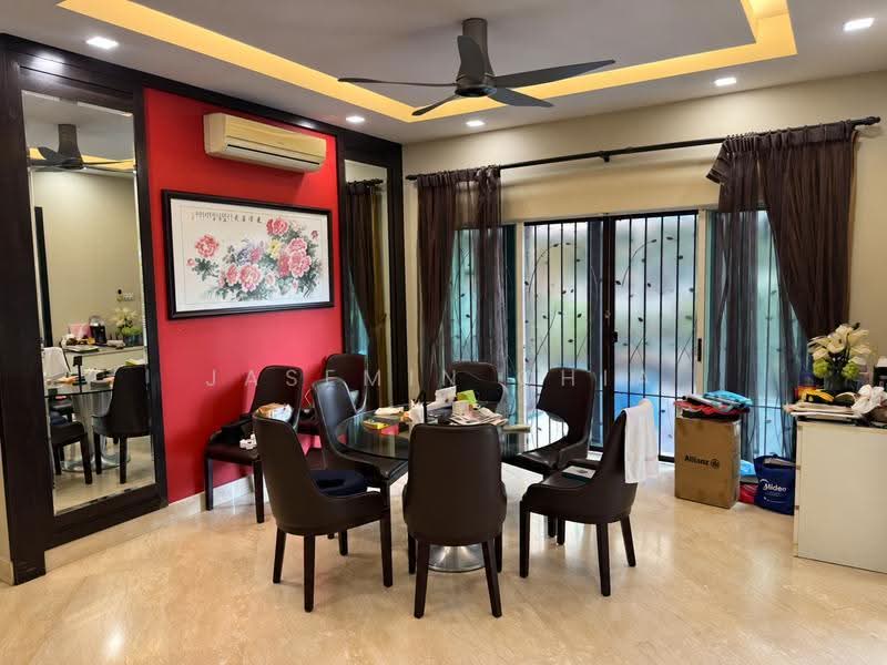 Semi-Detached House for Sale in Taman Tasik Indah Mewah (Batu) - Jasemin Chia - Dining Room - PropertyGuru.com.my