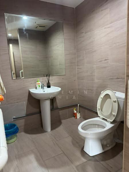 Semi-Detached House for Sale in Taman Tasik Indah Mewah (Batu) - Jasemin Chia - Bathroom - PropertyGuru.com.my