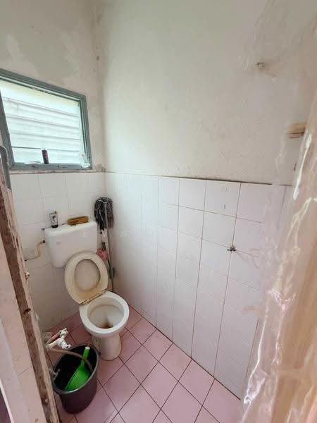 2-storey Terraced House for Sale in Saujana Puchong (Puchong) - Evan Goh - Bathroom - PropertyGuru.com.my