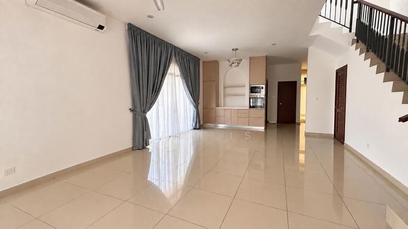 Terraced House for Rent in Setia Safiro (Cyberjaya) - Izza Is - Living Room - PropertyGuru.com.my