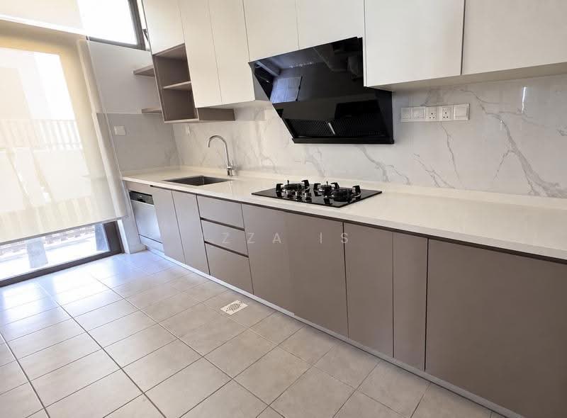Terraced House for Rent in Setia Safiro (Cyberjaya) - Izza Is - Kitchen - PropertyGuru.com.my