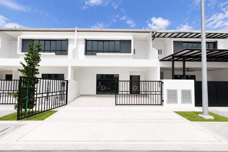 Rumah Teres 2-Tingkat untuk Dijual di Cyberjaya (Selangor) - Jared Wong - PropertyGuru.com.my