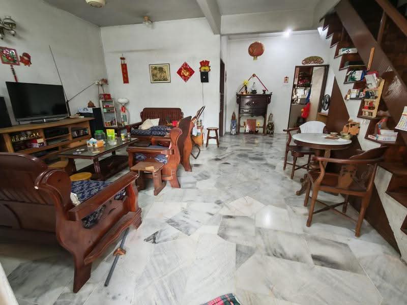 2-storey Terraced House for Sale in Taman Sentosa (Klang) - Jeff Lai - Living Room - PropertyGuru.com.my