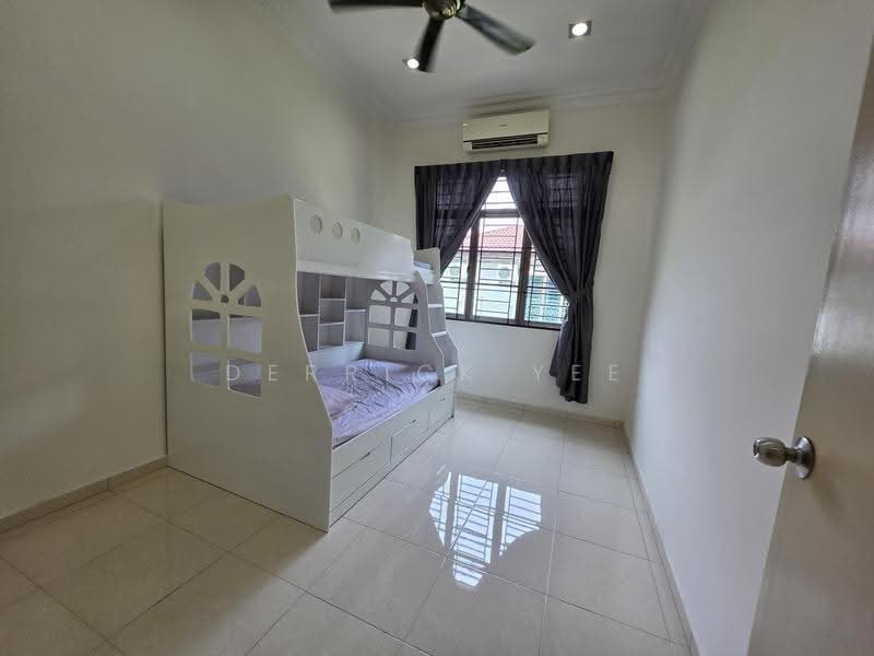 Semi-Detached House for Sale in Taman Saujana Permai (Bukit Katil) - Derrick Yee - Bedroom - PropertyGuru.com.my