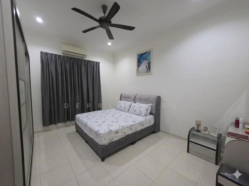 Semi-Detached House for Sale in Taman Saujana Permai (Bukit Katil) - Derrick Yee - Bedroom - PropertyGuru.com.my