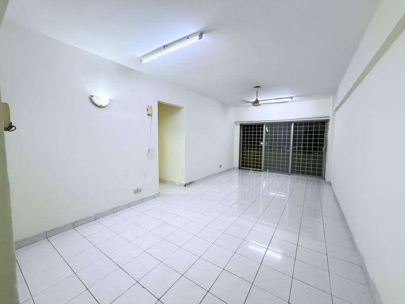 Kondominium untuk Disewa di Sri Desa - Amber Lai - Living Room - PropertyGuru.com.my