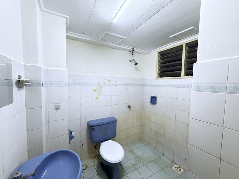 Kondominium untuk Disewa di Sri Desa - Amber Lai - Bathroom - PropertyGuru.com.my