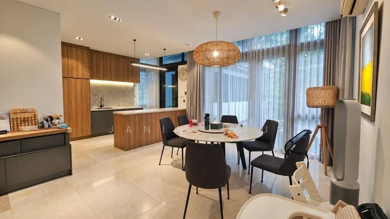 Semi-Detached House for Sale in Lake Fields (Sungai Besi) - Janice Lau - Kitchen - PropertyGuru.com.my