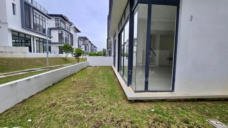 Semi-Detached House for Sale in Presint 12 (Putrajaya) - Johanizam Mustakim - Exterior - PropertyGuru.com.my