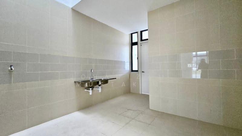 Semi-Detached House for Sale in Presint 12 (Putrajaya) - Johanizam Mustakim - Kitchen - PropertyGuru.com.my