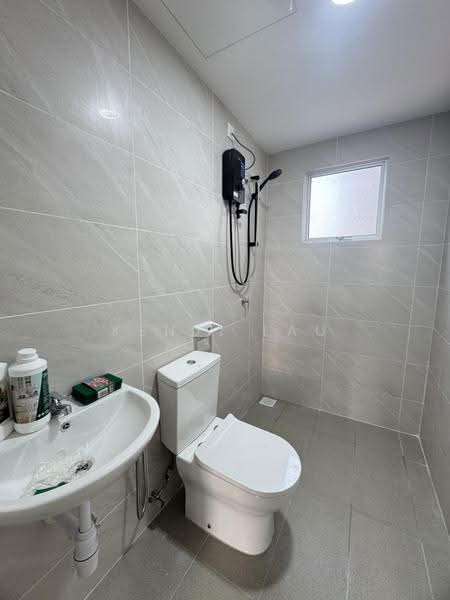 Kondominium untuk Disewa di Pitta Residensi - Kenji Lau - Bathroom - PropertyGuru.com.my