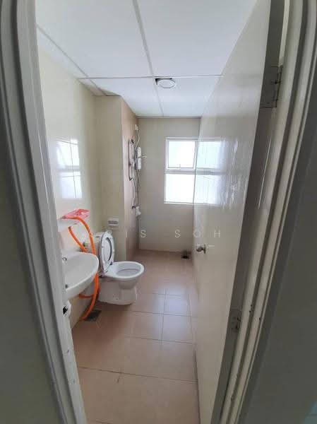 Kondominium untuk Disewa di The iResidence - Kris Soh - Bathroom - PropertyGuru.com.my