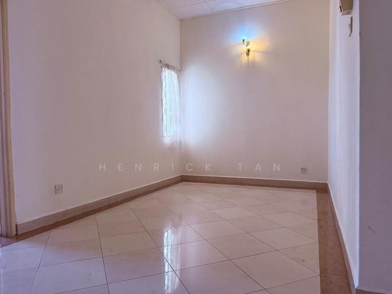 2-storey Terraced House for Sale in Bandar Kinrara Seksyen 1 (Bandar Kinrara) - Henrick Tan - Interior - PropertyGuru.com.my