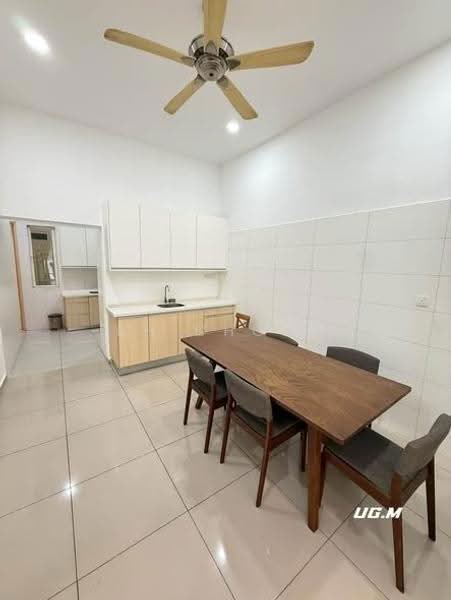 Cluster House for Sale in Canary Garden (Klang) - KH Chong - Kitchen - PropertyGuru.com.my