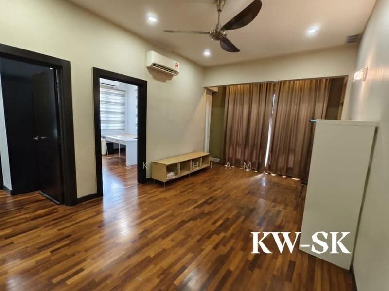 2-storey Terraced House for Sale in Kemuning Utama (Shah Alam) - SK Thiam - Living Room - PropertyGuru.com.my