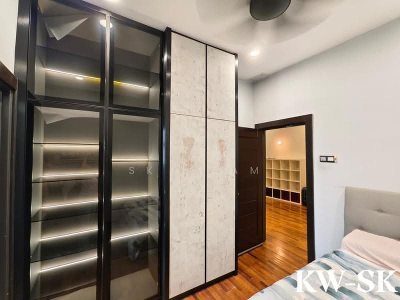 2-storey Terraced House for Sale in Kemuning Utama (Shah Alam) - SK Thiam - Bedroom - PropertyGuru.com.my