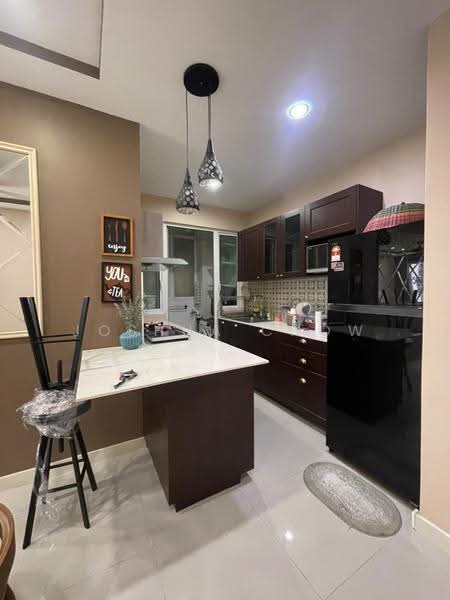 Kondominium untuk Disewa di Scenaria @ North Kiara Hills - Joshua Chow - Kitchen - PropertyGuru.com.my