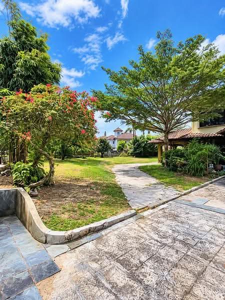 Semi-Detached House for Sale in Bandar Putra Kulai (Kulai) - Max Yee - Exterior - PropertyGuru.com.my
