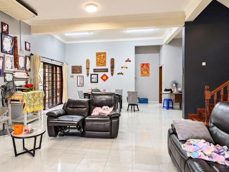 Semi-Detached House for Sale in Bandar Putra Kulai (Kulai) - Max Yee - Living Room - PropertyGuru.com.my