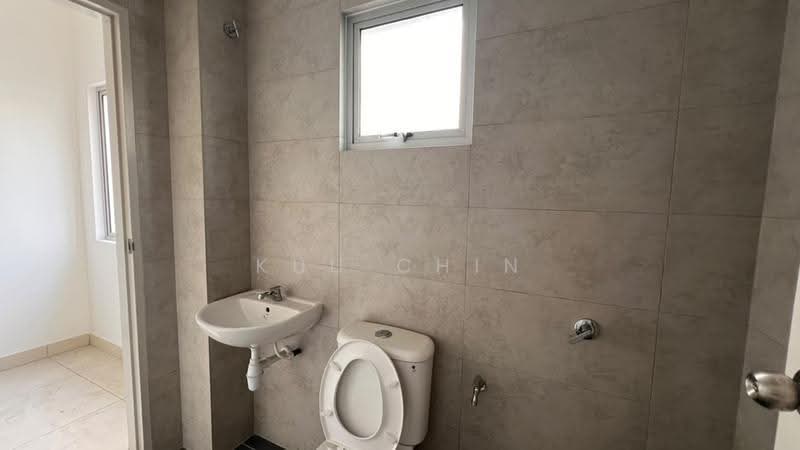 Rumah Teres 2-Tingkat untuk Dijual di Bandar Indahpura (Kulai) - Kuu Chin - Bathroom - PropertyGuru.com.my