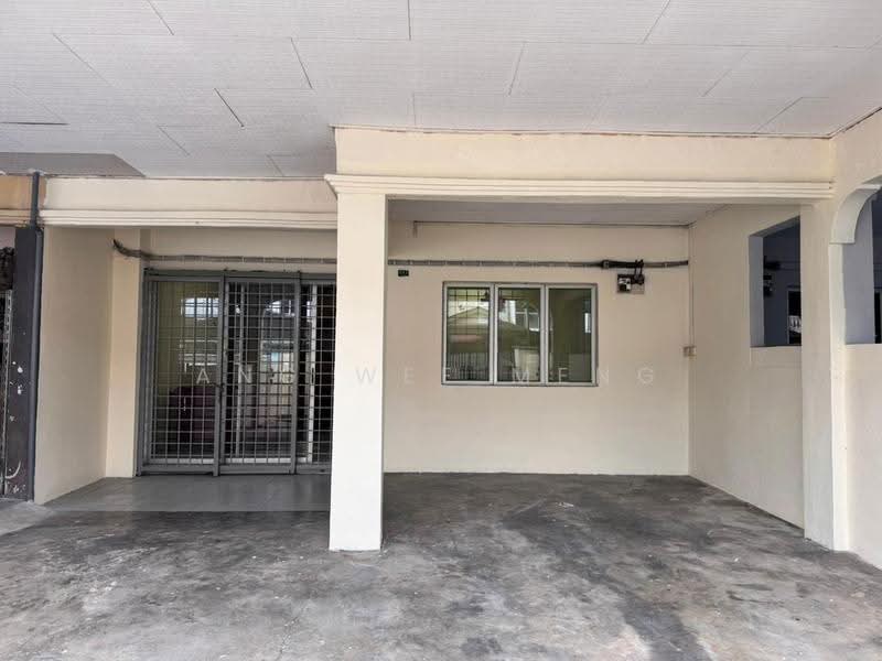 2-storey Terraced House for Rent in Taman Putri Kulai (Kulai) - Ang Wee Meng - Exterior - PropertyGuru.com.my