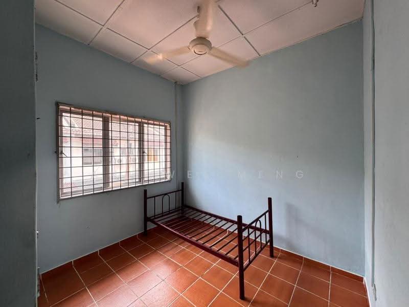 2-storey Terraced House for Rent in Taman Putri Kulai (Kulai) - Ang Wee Meng - Bedroom - PropertyGuru.com.my