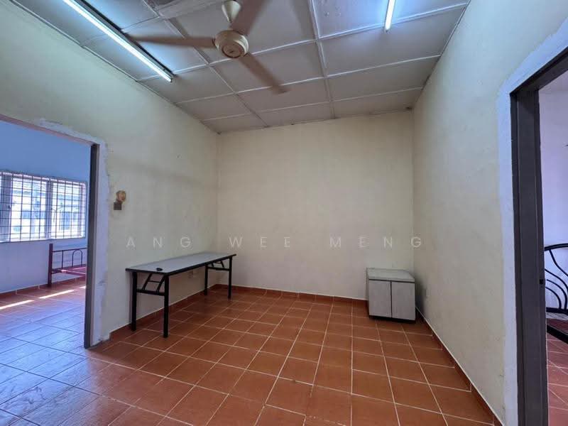 2-storey Terraced House for Rent in Taman Putri Kulai (Kulai) - Ang Wee Meng - Interior - PropertyGuru.com.my