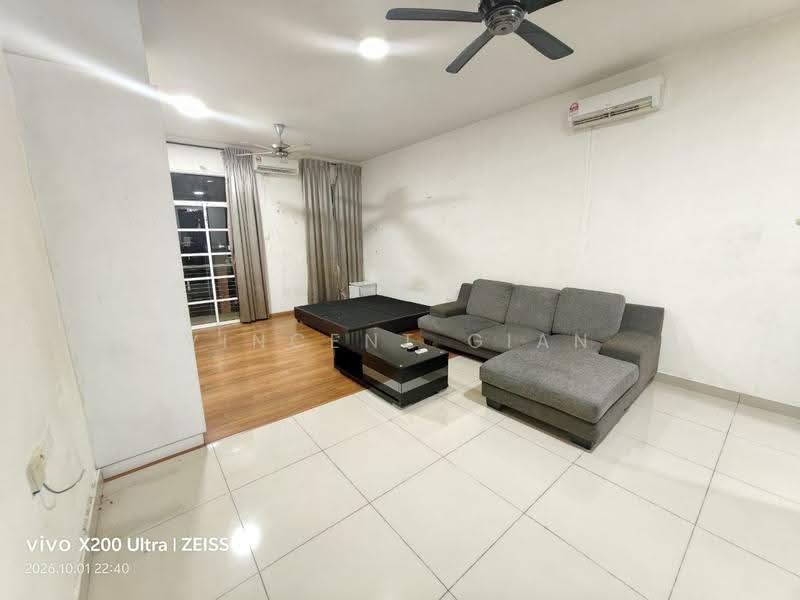 Pangsapuri untuk Disewa di Nusa Heights (Nusa Puncak) - Vincent Gian - Living Room - PropertyGuru.com.my