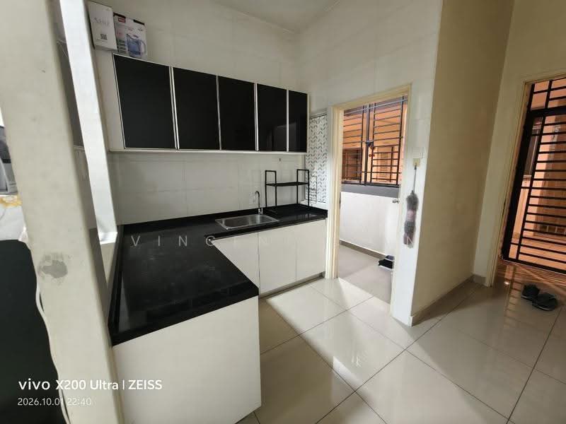 Pangsapuri untuk Disewa di Nusa Heights (Nusa Puncak) - Vincent Gian - Kitchen - PropertyGuru.com.my