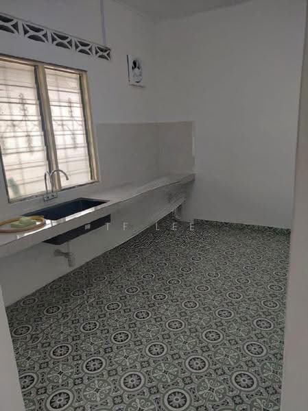 Rumah Teres 1-Tingkat untuk Disewa di Taman Ehsan (Kepong) - TF Lee - Kitchen - PropertyGuru.com.my