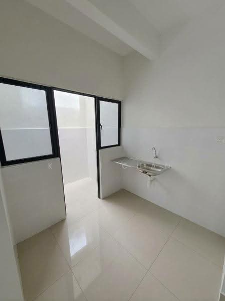 Condominium for Rent at Platinum Arena - KINKI CHAN - Kitchen - PropertyGuru.com.my