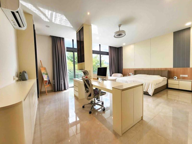 Semi-Detached House for Sale in Lake Fields (Sungai Besi) - Edmund Lee - Bedroom - PropertyGuru.com.my