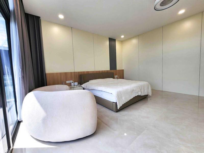 Semi-Detached House for Sale in Lake Fields (Sungai Besi) - Edmund Lee - Bedroom - PropertyGuru.com.my