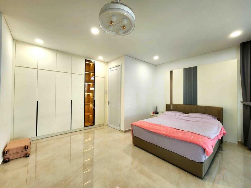 Semi-Detached House for Sale in Lake Fields (Sungai Besi) - Edmund Lee - Bedroom - PropertyGuru.com.my