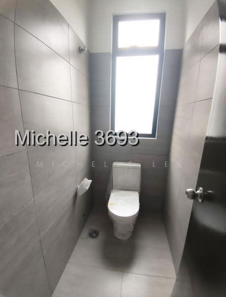 Shop / Office for Rent in Telok Panglima Garang (Selangor) - Michelle Lee - Bathroom - PropertyGuru.com.my