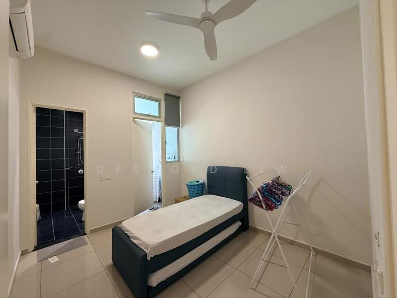 Rumah Teres 2-Tingkat untuk Dijual di Taman Mount Austin (Tebrau) - Desmond Lew - Bedroom - PropertyGuru.com.my