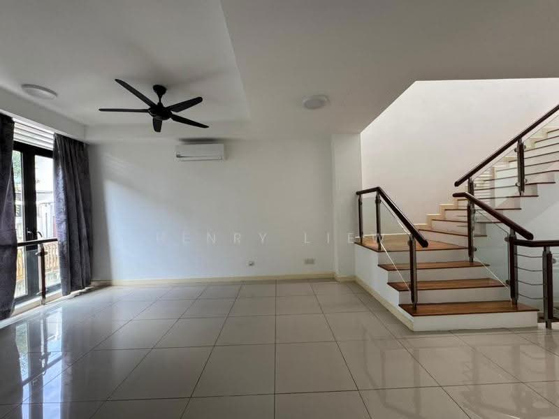 Rumah Teres 3-Tingkat untuk Disewa di Cyberjaya (Selangor) - Henry Liew - Living Room - PropertyGuru.com.my
